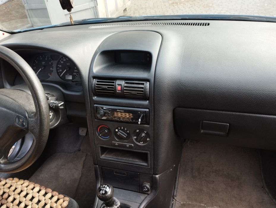 Opel astra хетчбек 2001