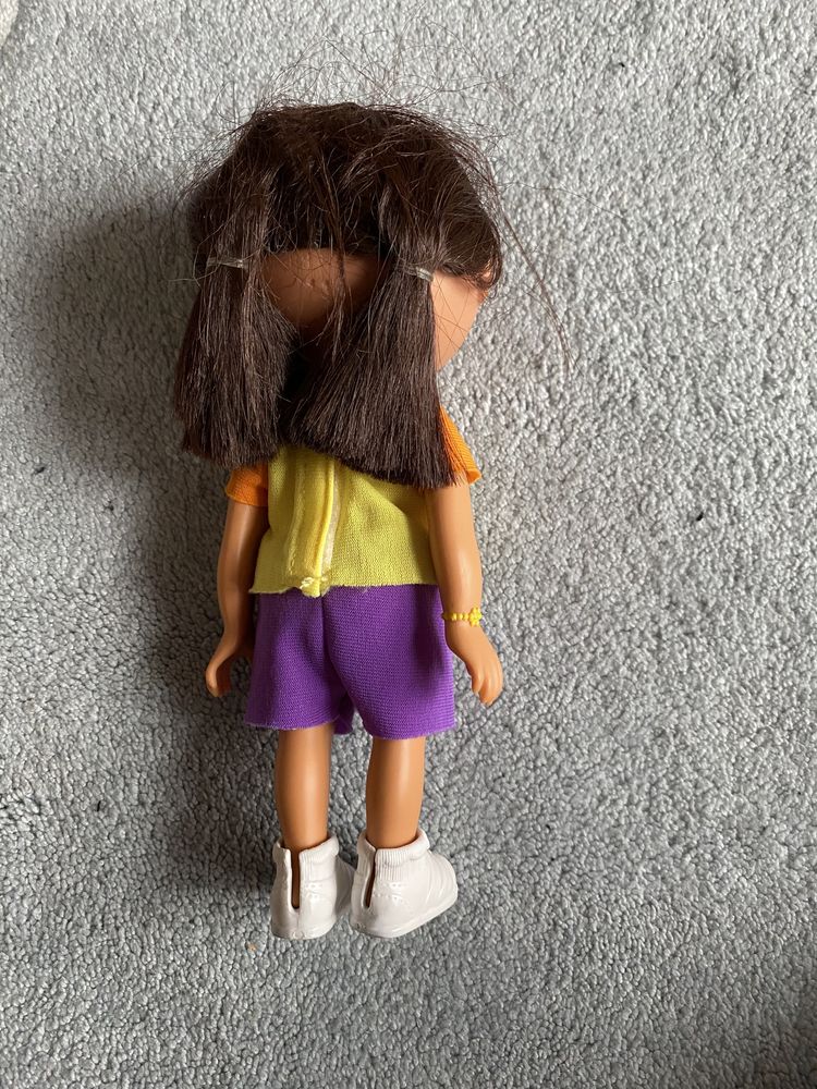 Lalka Dora w stroju sportowym Mattel
