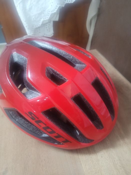Vendo bike SPECIALIZED em carbono e capacete