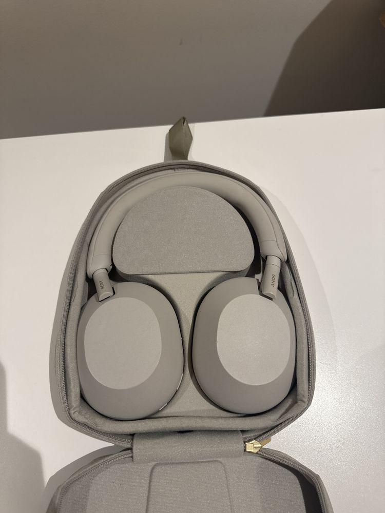 Auscultadores Sony WH1000XM5