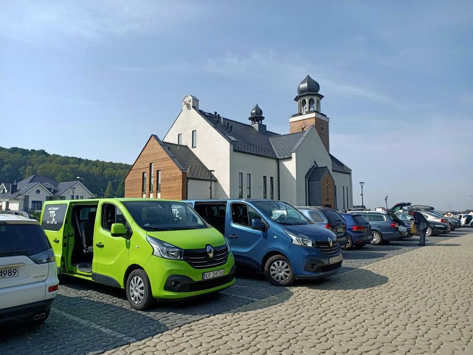 Przewóz Osób - Lotniska - Imprezy - Wesela - Przewóz Pracowników - FV