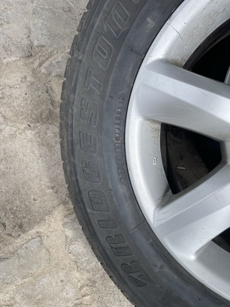 777 R18 6/139,7 запасное колесо 265 60 R18 Bridgestone