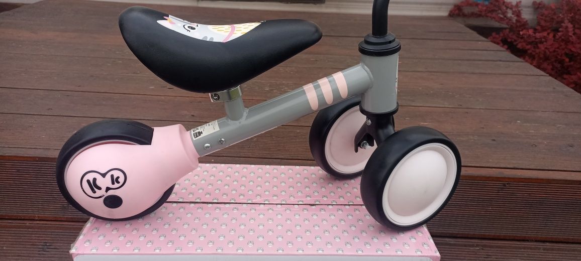 Rowerek Biegowy Kinderkraft Cutie Różowy Dla dziewczynki