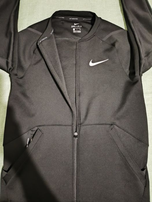 Кофта Nike™Pro Dri-Fit Full Zip Lightweight Bomber Jacket/black