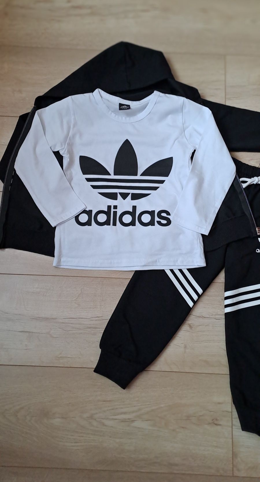 Dres Adidas 3 częściowy