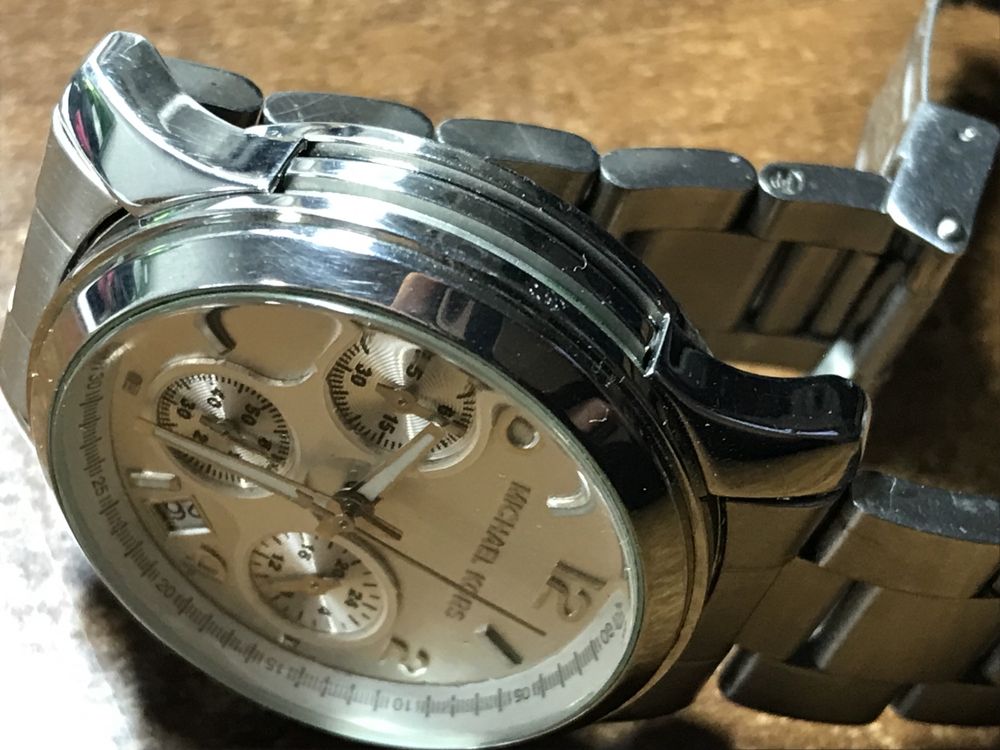 Часы кварцевые  MICHAEL KORS