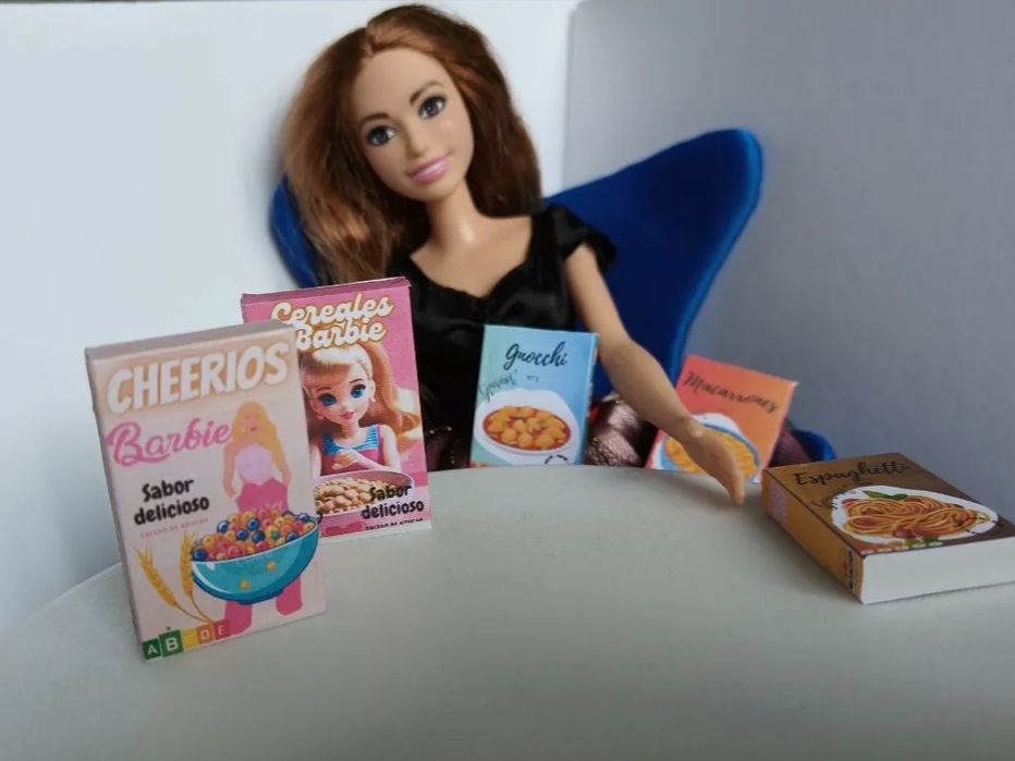 Comida para Bonecas Barbie (Escala 1:6)