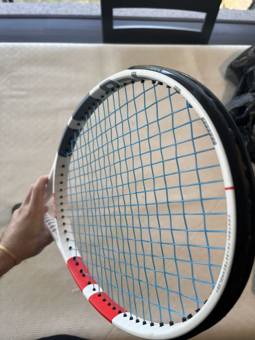 Babolat Strike Evo + Sapatilhas Asics Resolution