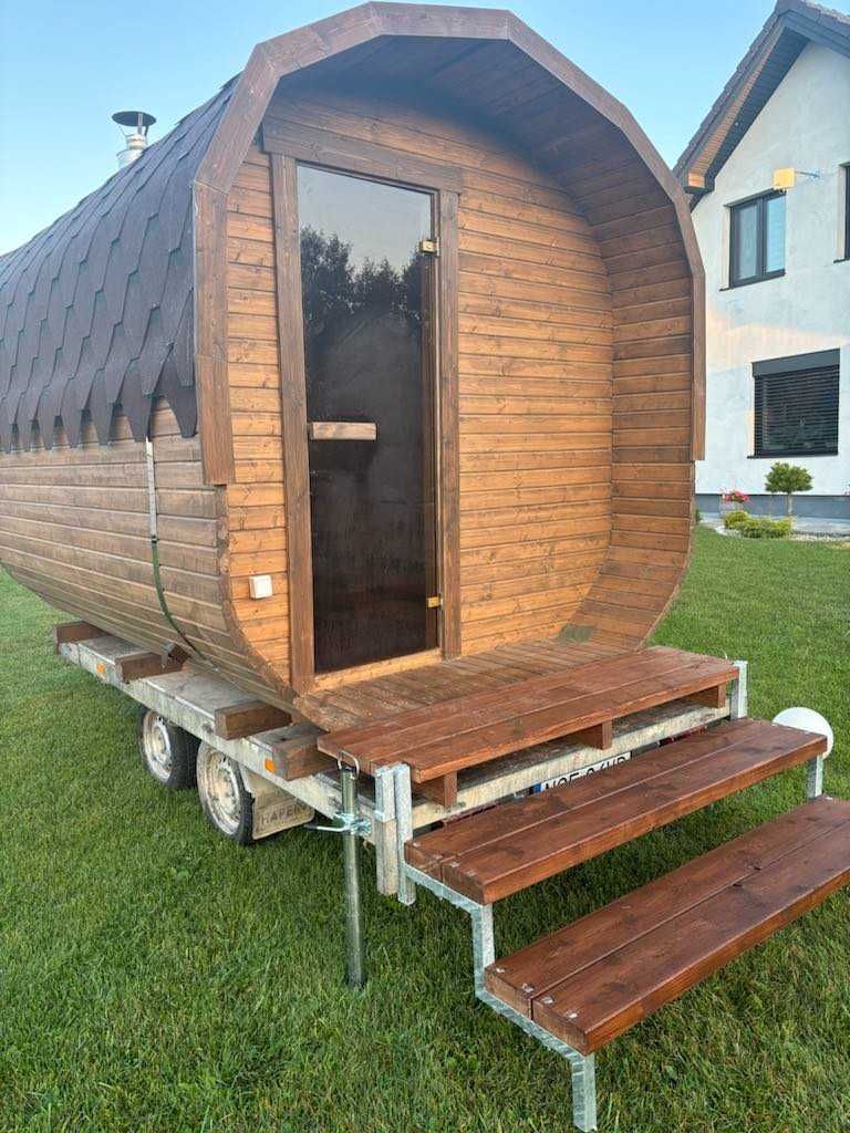 Sauna  ruska balia mobilna bania wynajem na przyczepie jacuzzi