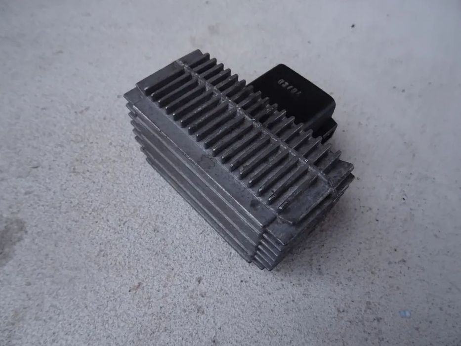 STEROWNIK PRZEKAŹNIK ŚWIEC ŻAROWYCH OPEL SIGNUM VECTRA C ASTRA G HZAFIRA A B 2,0 2,2 1,7 1,9 CDTI