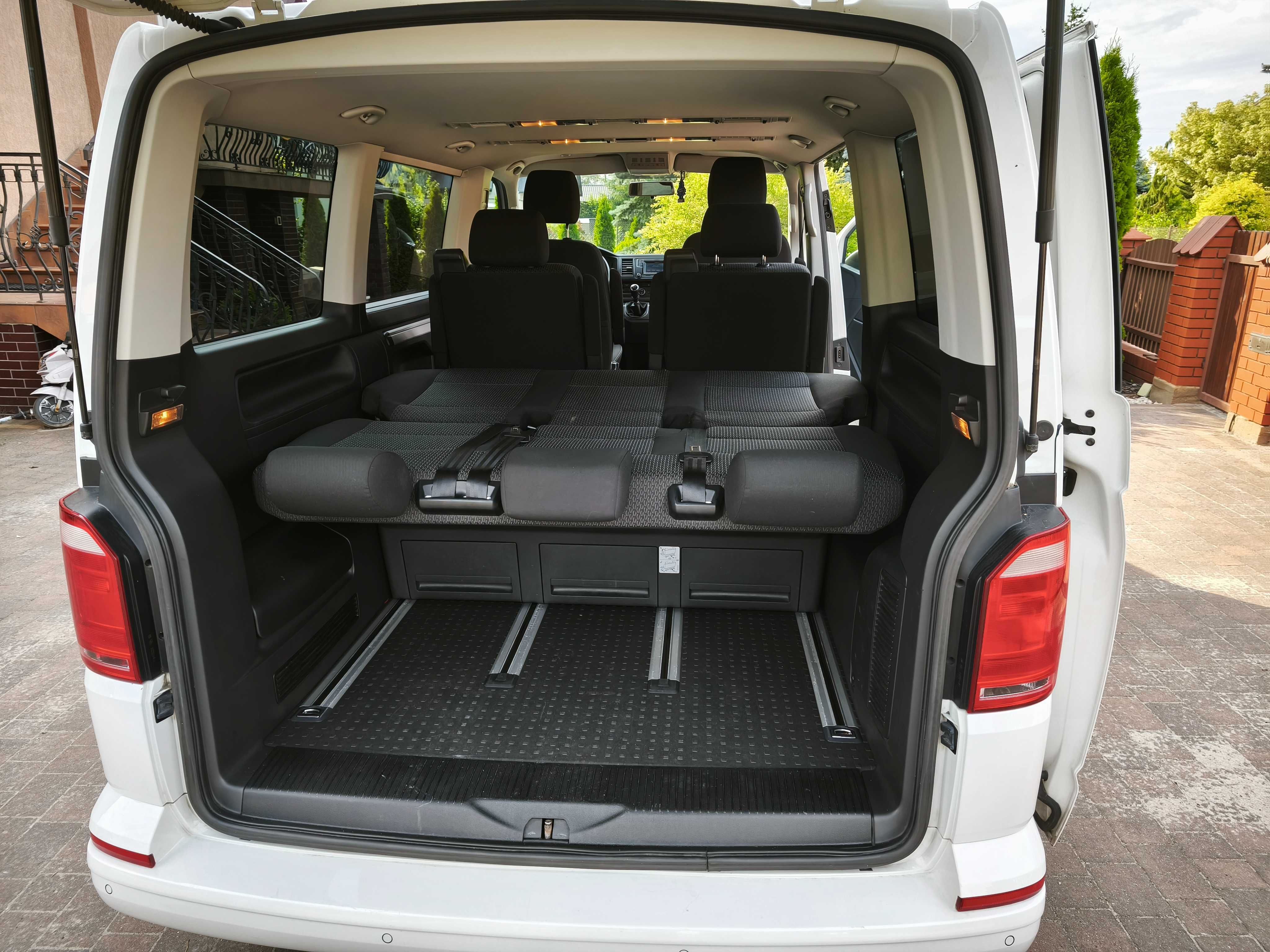 VW Multivan 2.0 TDI, moc 150KM, 2016r 7 osobowy