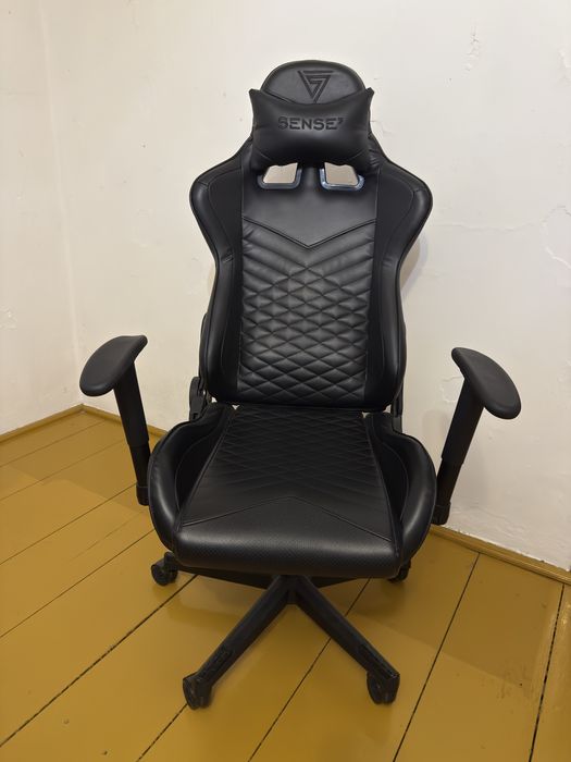 Fotel gamingowy sense7