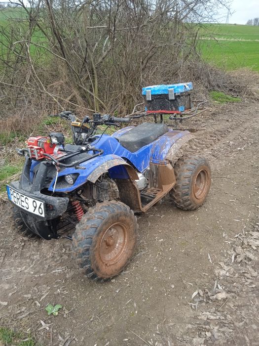 Quad hummer 200 z pługiem wciągarka i hakiem