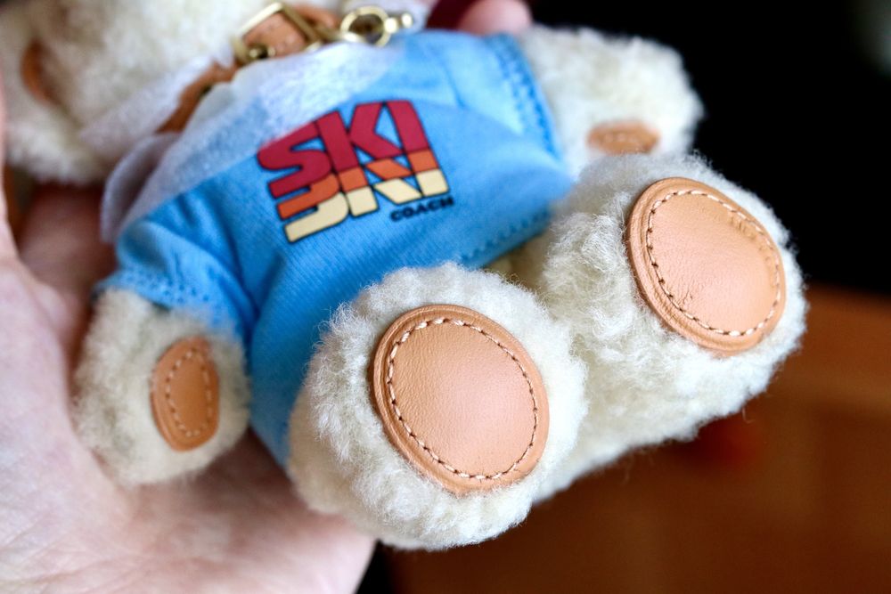 Coach, Оригінал, Дармовис (Брелок) ведмедик Coach ski bear bag charm