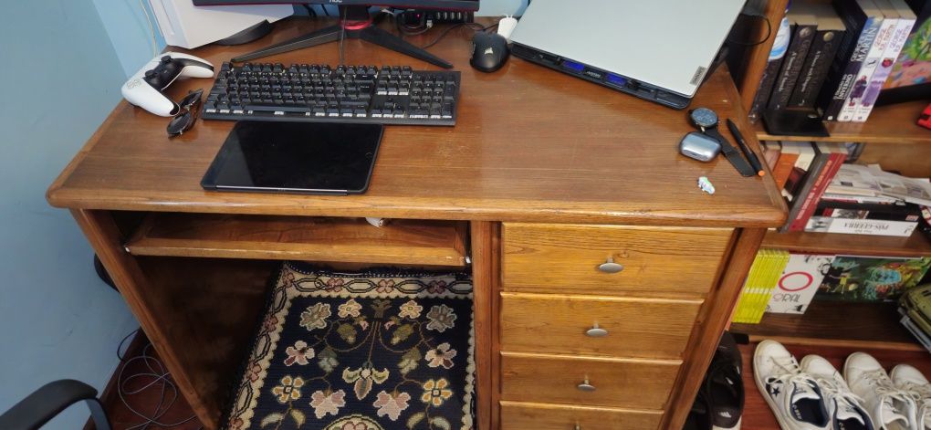 Secretaria em Madeira