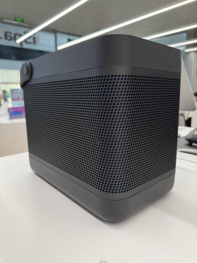 Колонка Bang&Olufsen beolit20