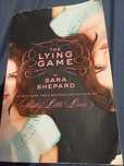 "The lying game"-Sara Shepard
