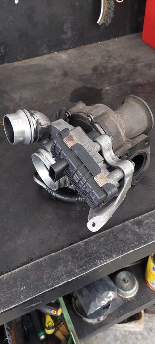 Турбина  BMW F10 F25 F30. N47N двигатель.