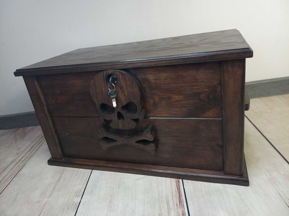skrzynia Piracka z trupią czaszką - rustykalna zamykana na kluczyk !!!