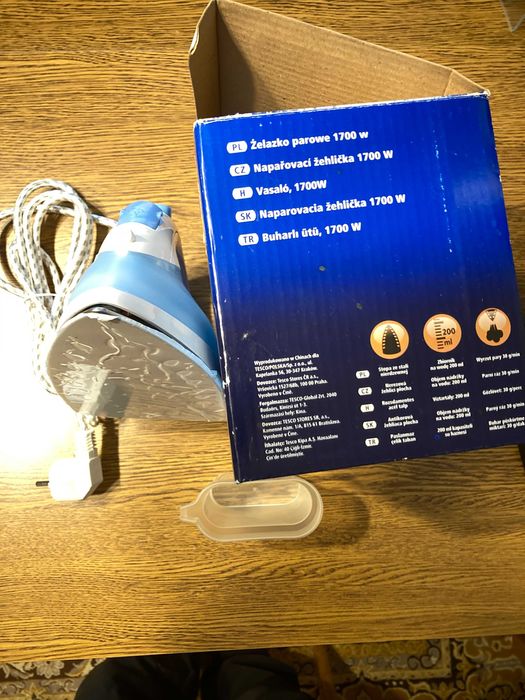 Żelazko parowe  Iron 1700W