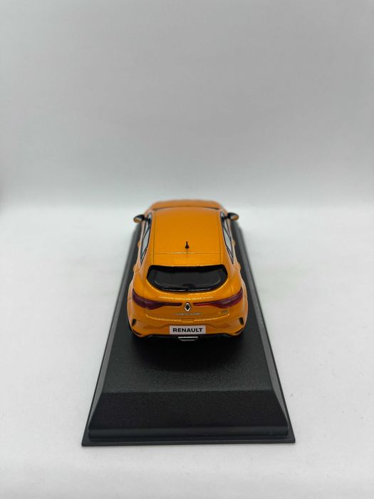NOREV Renault Megane RS 2017 orange 517726  1:43 1/43
