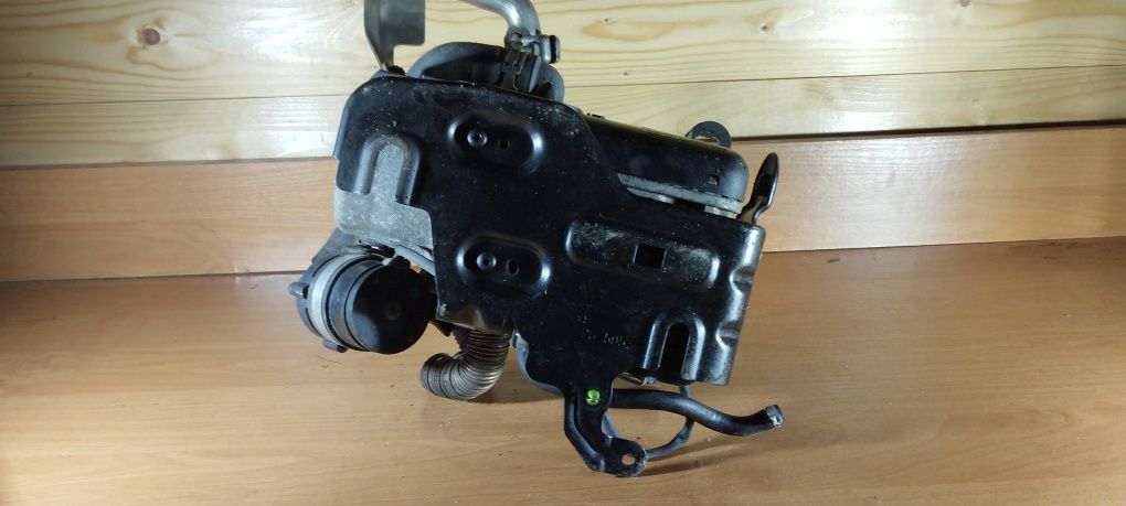 Автономний обігрівач Webasto VW Touran 2003-2010 1K0815065AD