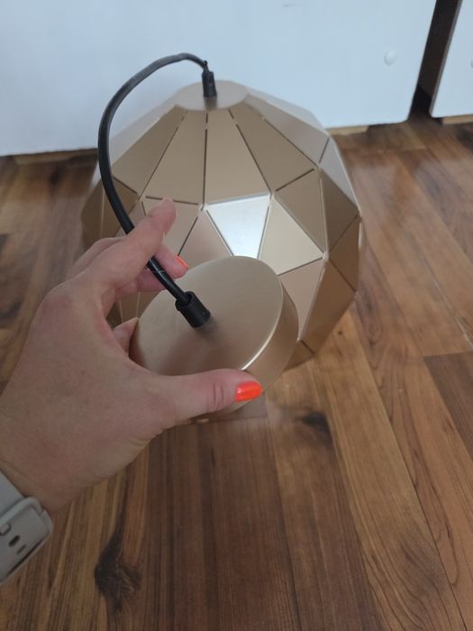 Wisząca lampa szampańskie złoto nowa