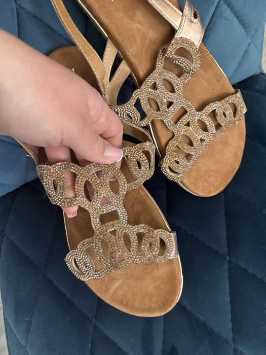 Шкіряні босоніжки 41 розмір 26,5 см Ara ecco clarks