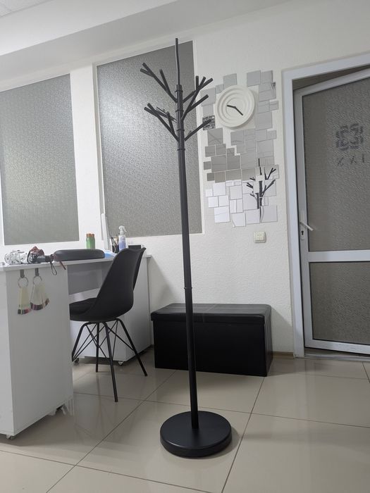 Вешалка вертикальная для одежды