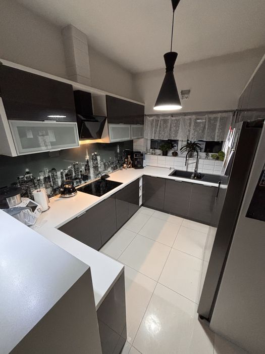 Meble kuchenne + mikrofala zabudowana + piec + płyta grzewcza