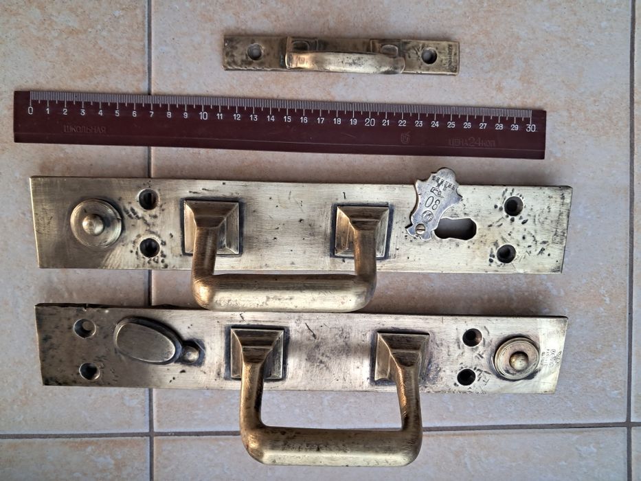 Старовинні латунні ручки