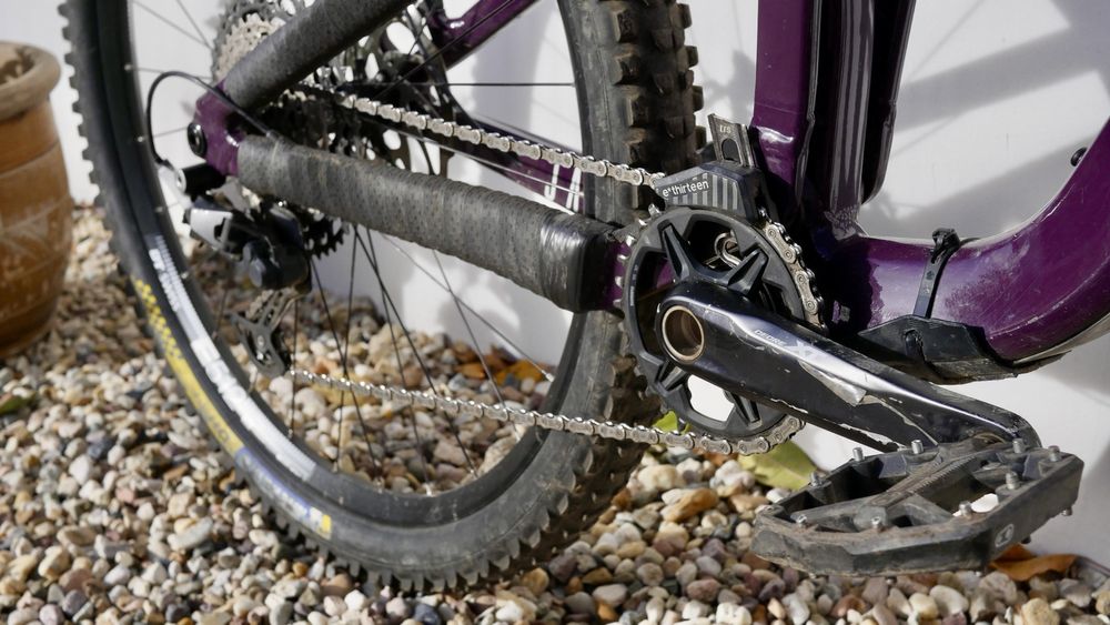 Focus Jam 6.9 2025 - M shimano XT Fox DT Chromag PNW Michelin