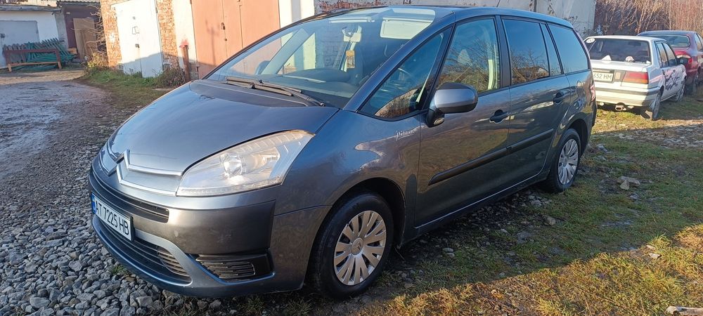 С4 Picasso 2006р 7 місць ,економний,Нижче ринку