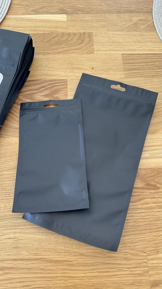 Woreczki torebki foliowe strunowe czarne 10x18cm i 13x25cm 200sztuk