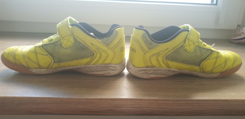 Kappa Buty chłopięce halówki r. 31