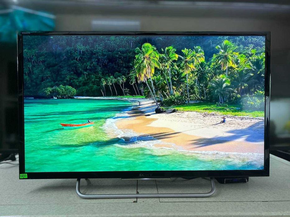 Телевізор SONY 
mod. KDL-32W705B з Німечинни Б\В