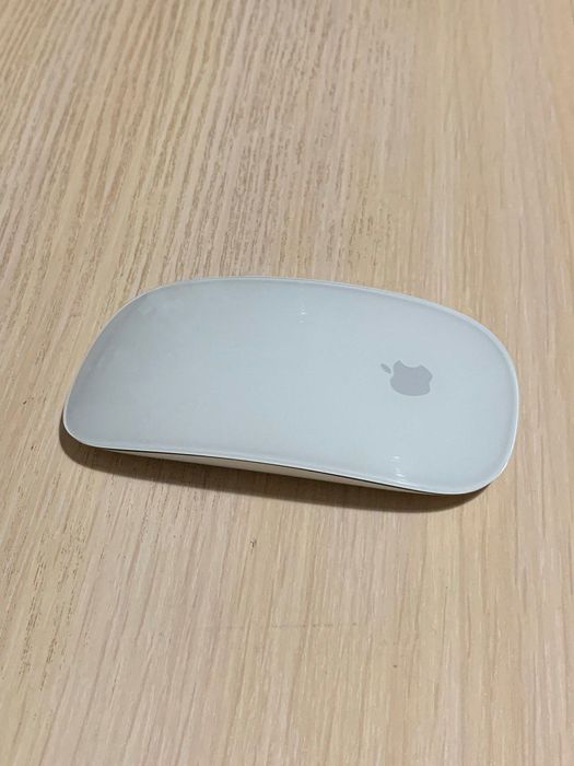 Мышка Apple Magic Mouse 2 A1657 в хорошем состоянии