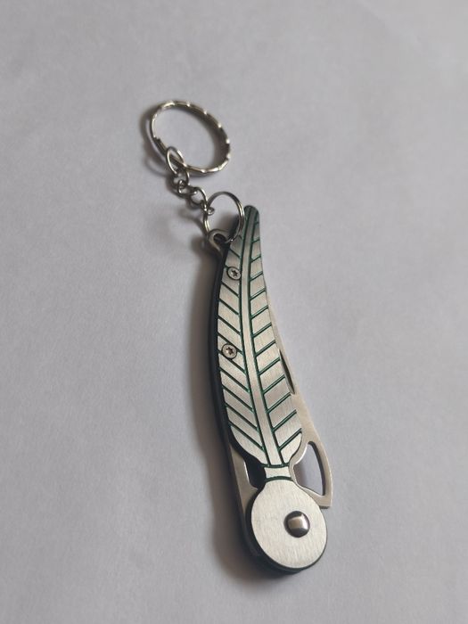 Faca Porta chaves de Pena em aço inoxidável