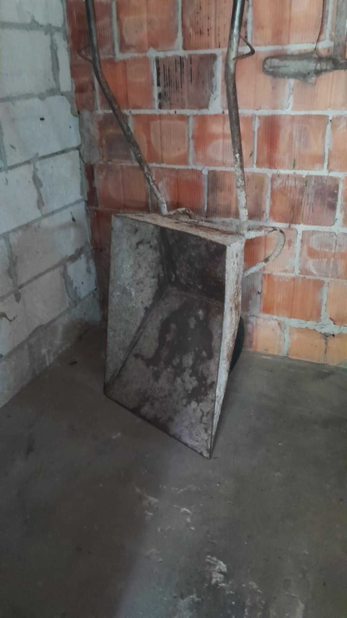 Solidna taczka używana