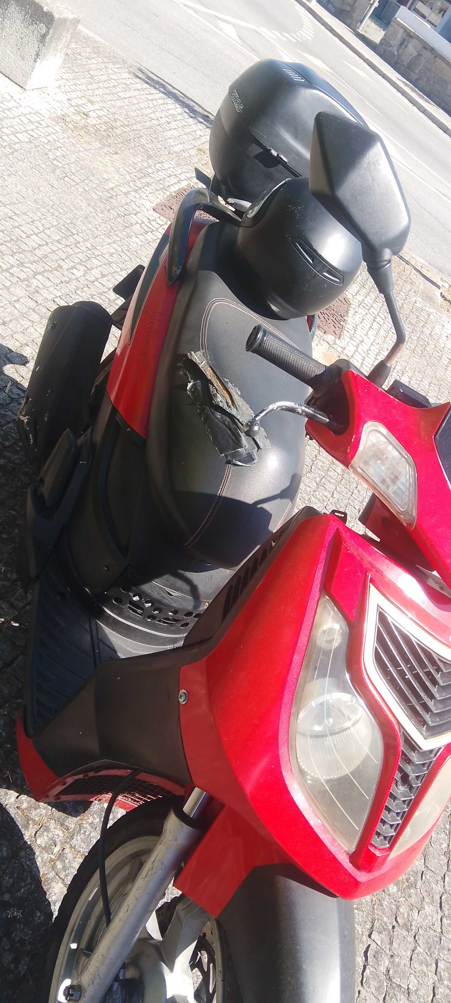 Mota para peças ou conserto