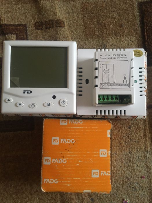 Термостат, терморегулятор, прогроматор, автоматика, регулятор опалення