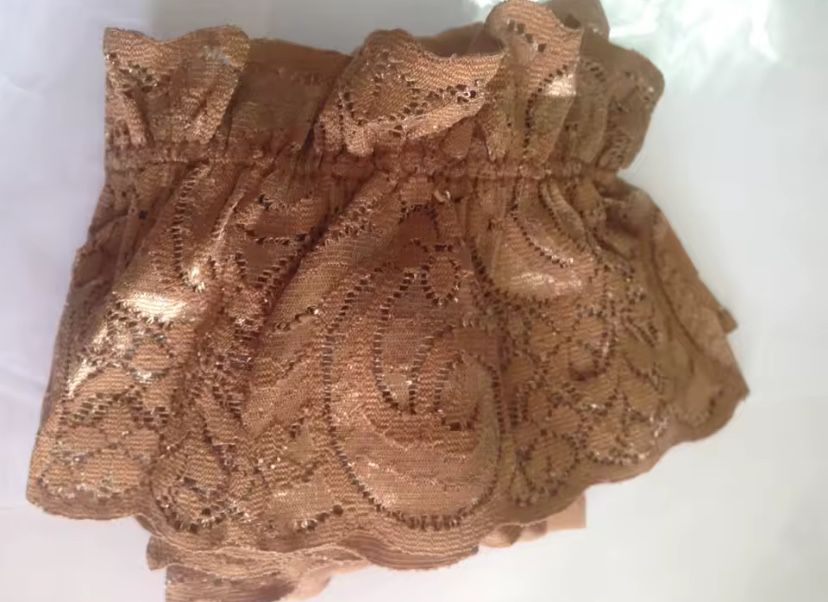 Женские чулки с кружевом