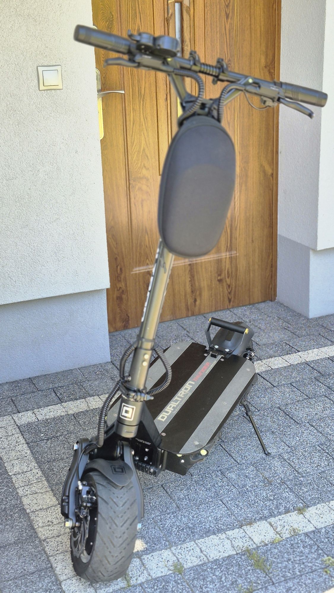 Chulajnoga elektryczna dualtron thunder 1