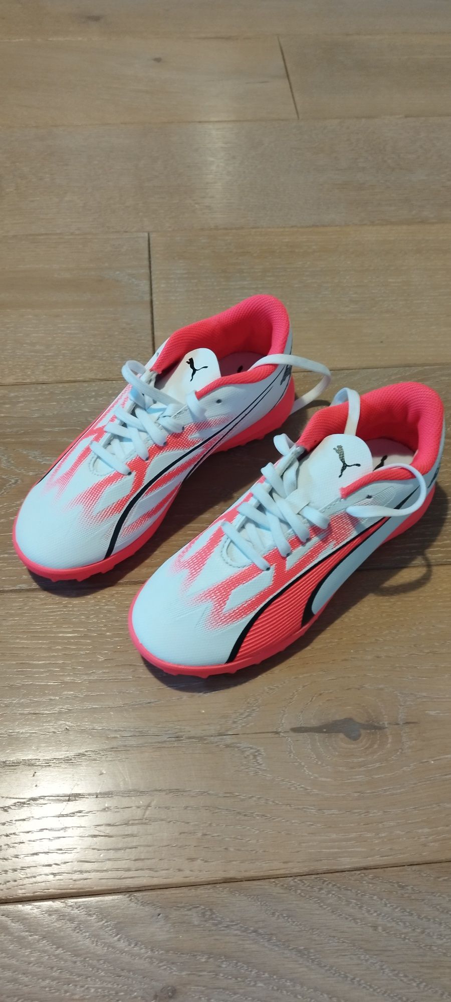 Buty do piłki nożnej, Puma rozmiar 33