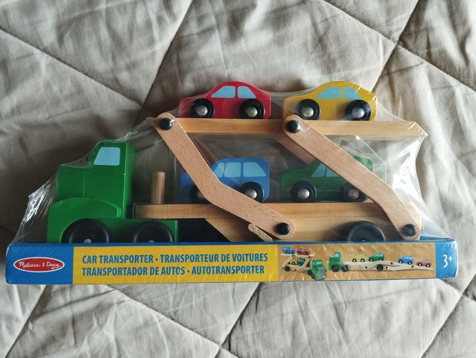 Conjunto Camião e Carrinhos NOVO