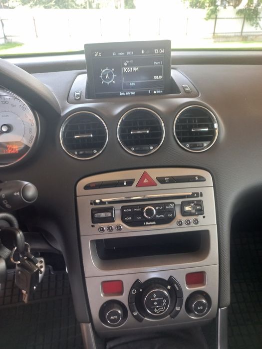 Peugeot 308 2012