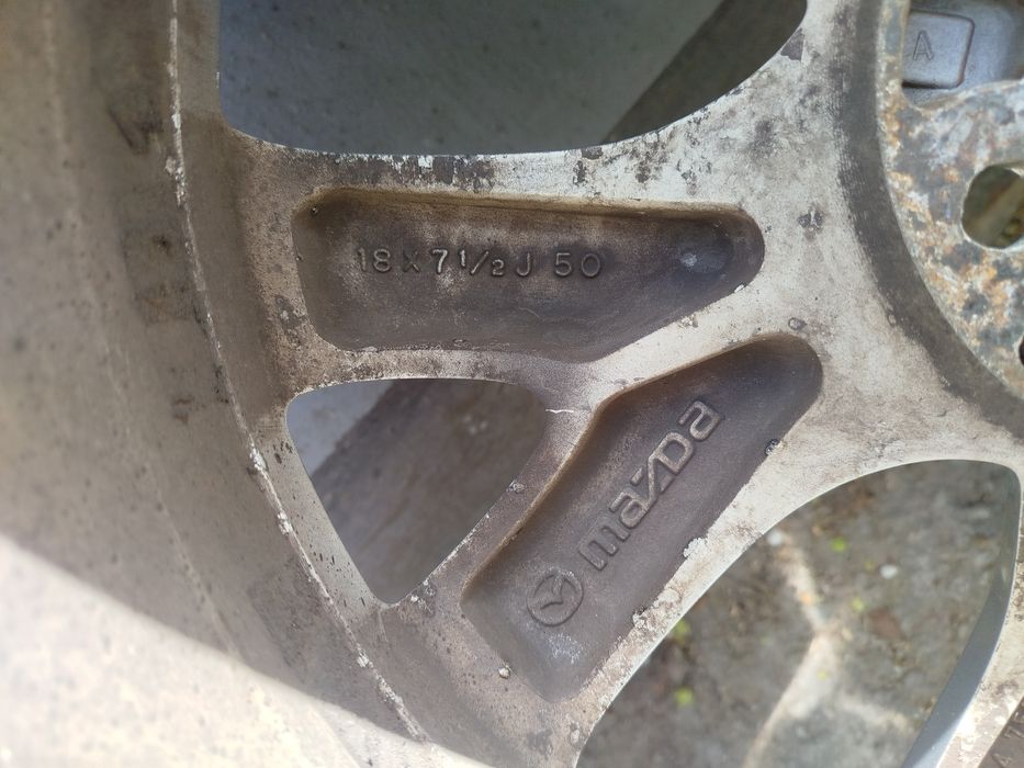 Оригинальные диски Mazda, 5*114,3 r18" в комплекте с резиной