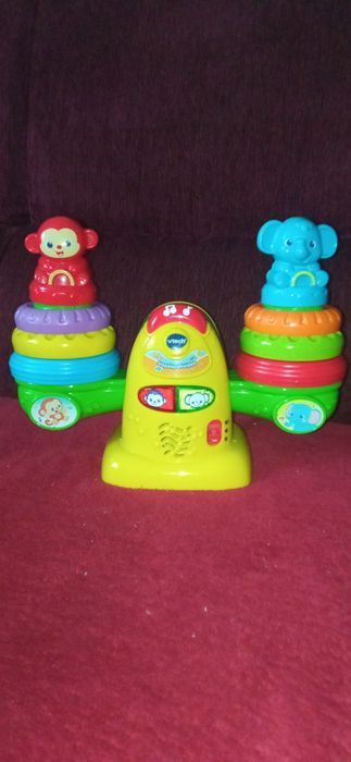 Развивающая игрушка весы