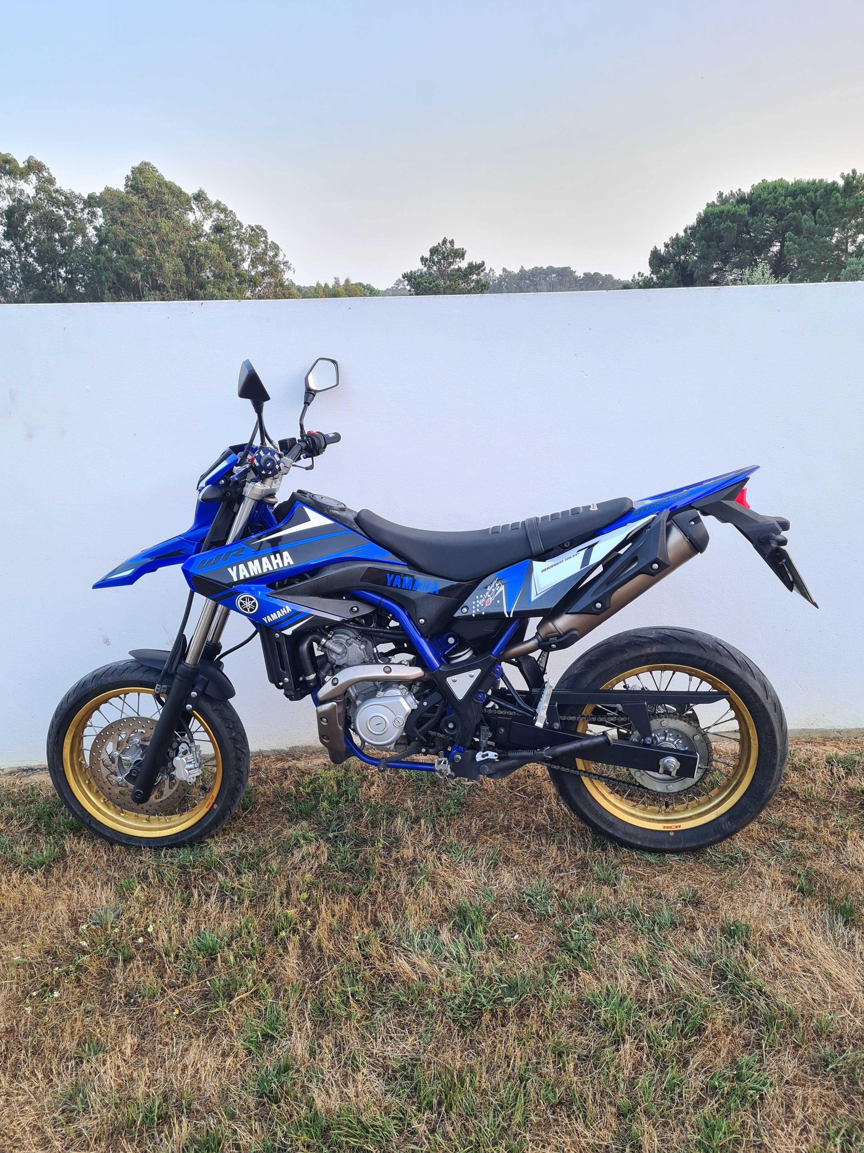 Yamaha wr 125 pouco usada
