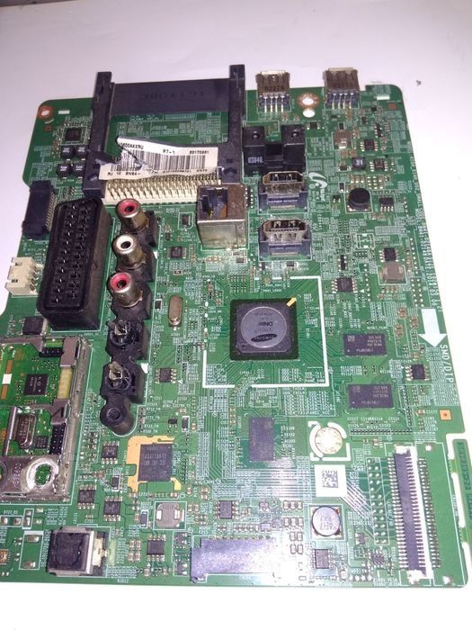 Материнская и другие платы:
1,2 фото -100 грн 
2,3 фото -40 грн 
4 фот